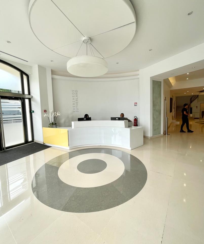 Bureau Paris 2371m² Location bureau Paris OLBUR2316815 4